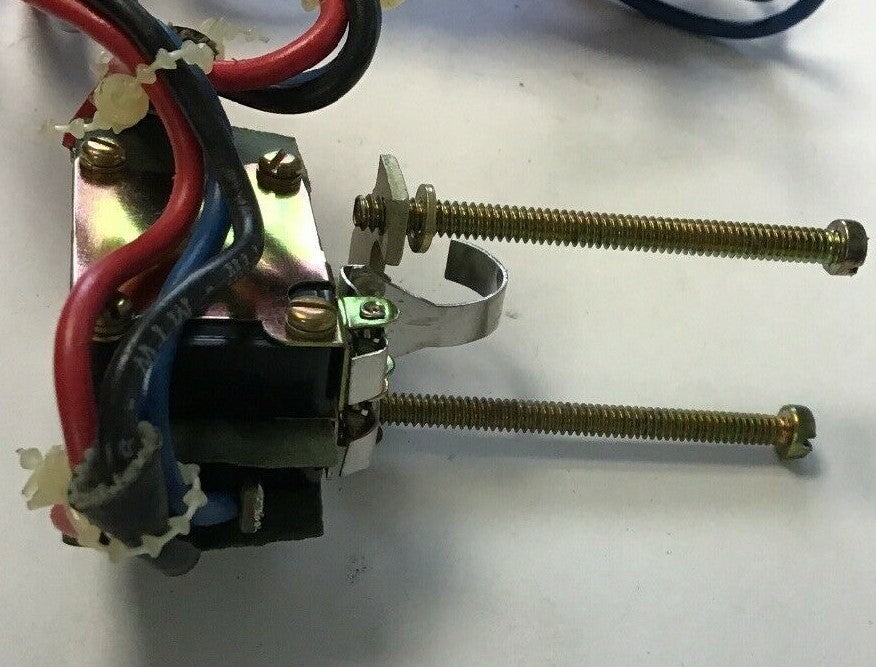 WESTINGHOUSE 2A-2B AUX SWITCH STYLE 4979D06GO8 120VAC 5AMPS 60HZ4