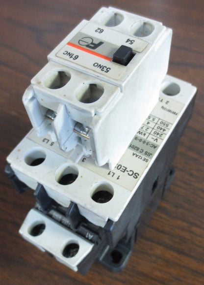FUJI SC-E03 CONTACTOR w/ SZ-A11/T AUXILIARY CONTACT2