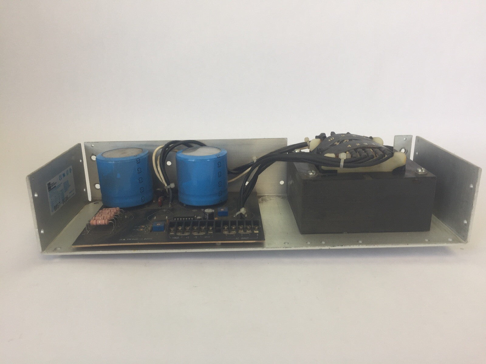 SOLA SLS+24-072T REGULATED POWER SUPPLY OUTPUT 24VDC 7.2A3