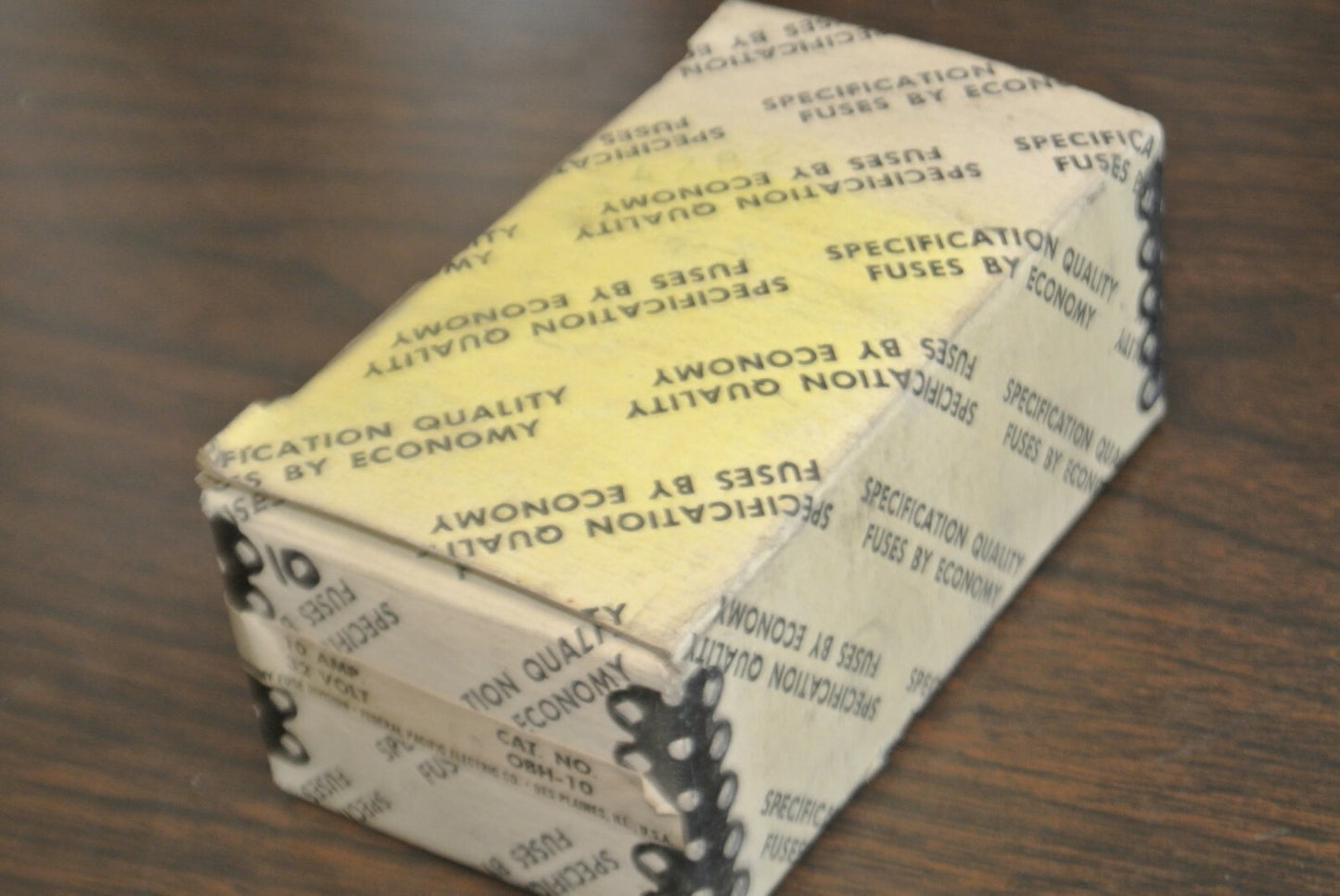 ECONOMY / FPE OBH-10 BOLT-ON FUSE / 10A / 32VDC / NEW SURPLUS7