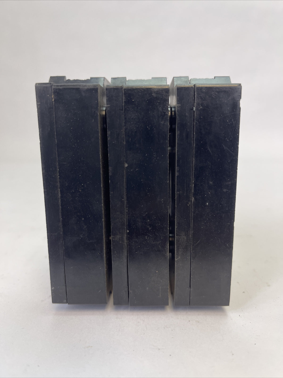 CUTLER HAMMER / WESTINGHOUSE QC3015H QUICKLAG C CIRCUIT BREAKER 15AMP 3P 240VAC5