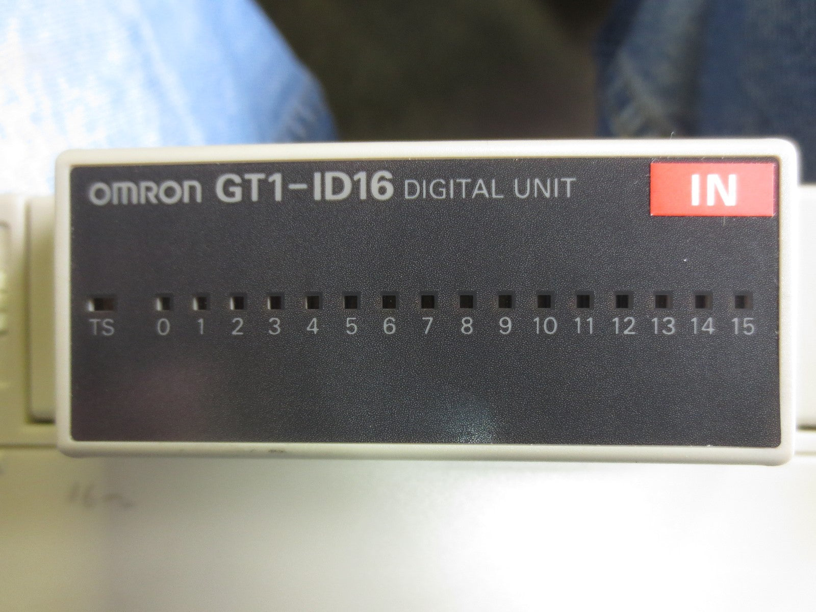 OMRON GT1-ID16 DIGITAL UNIT / MODULE 1