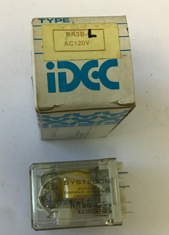 IDEC/SYSTECON RR3B-L RELAY 120VAC ***LOTOF2***1