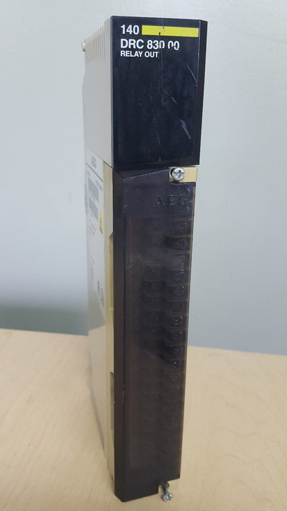 AEG MODICON 140 DRC 830 00 RELAY OUTPUT MODULE 8X1 NO/NC 01.020