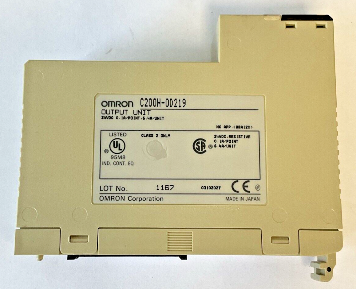 OMRON C200H-0D219 OUTPUT UNIT 24VDC 0.1A/POINT, 6.4A/UNIT ***LOTOF3***1