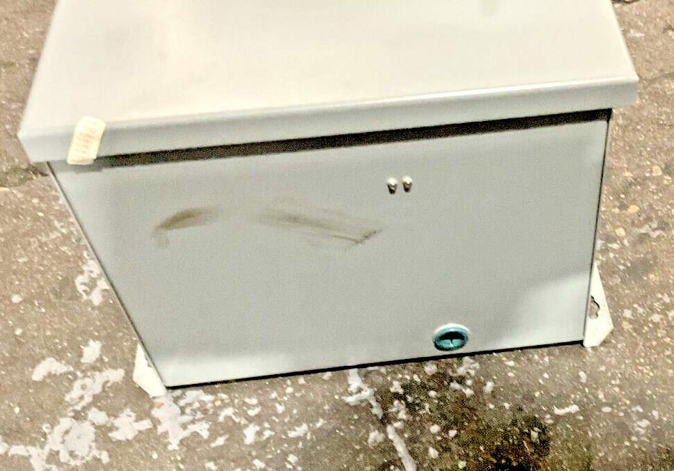 SQUARE D SK2000G2 TRANSFORMER DISCONNECT SER.A 600VAC 50/60HZ 17.39A7