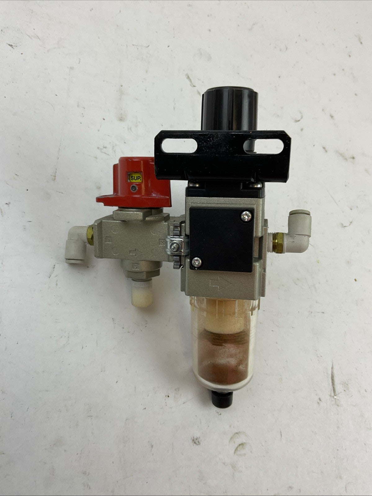 SMC AW20K-01BM-R REGULATOR VHS20-01-R SHUT OFF VALVE7