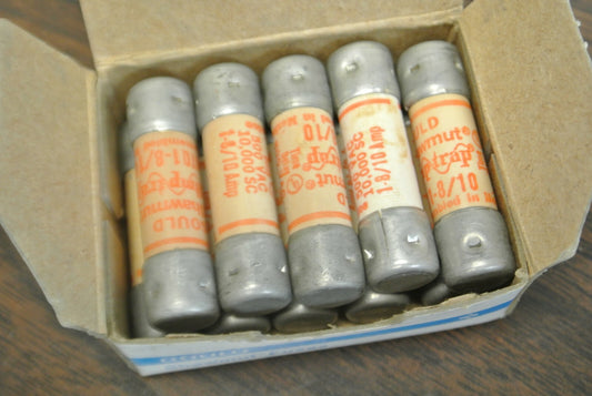 BOX of 10 / GOULD-SHAWMUT ATQ1-8/10 AMP-TRAP® FUSE / 1-8/10A / 500V NEW SURPLUS0