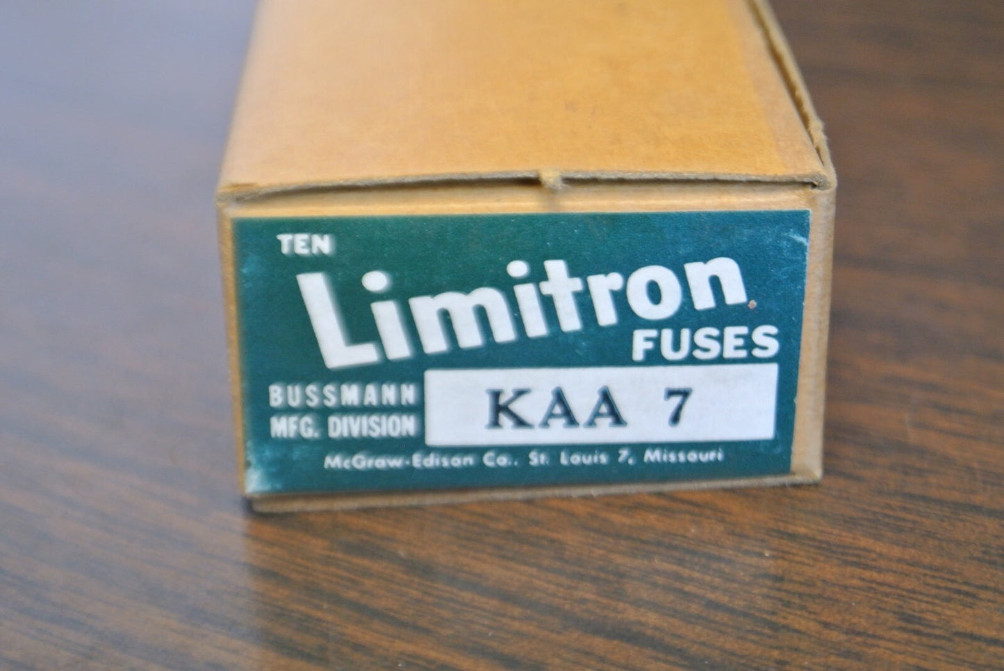 BOX of 10 / BUSSMANN / TRON / LIMITRON KAA7 RECTIFIER FUSE / 7A / NEW SURPLUS2
