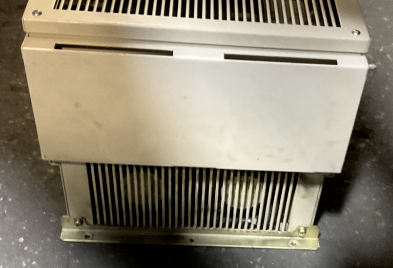 YASKAWA CIMR-F7U4055 AC DRIVE OUTPUT 0-480VAC 3PH HD 112A 85kVA ND 125A 95kVA5