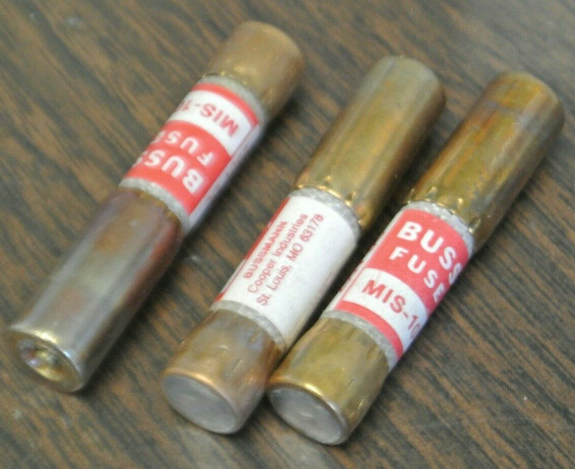 LOT of 3 / BUSS MIS-10 ACTUATOR FUSE / 10A / 600VAC / 250VDC / NEW SURPLUS0