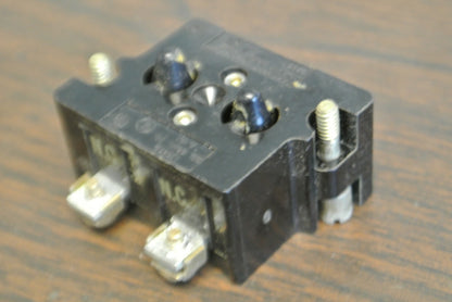 CUTLER-HAMMER E24CB2C CONTACT BLOCK / 2 N.C. CONTACTS / NEW SURPLUS / E24CB213