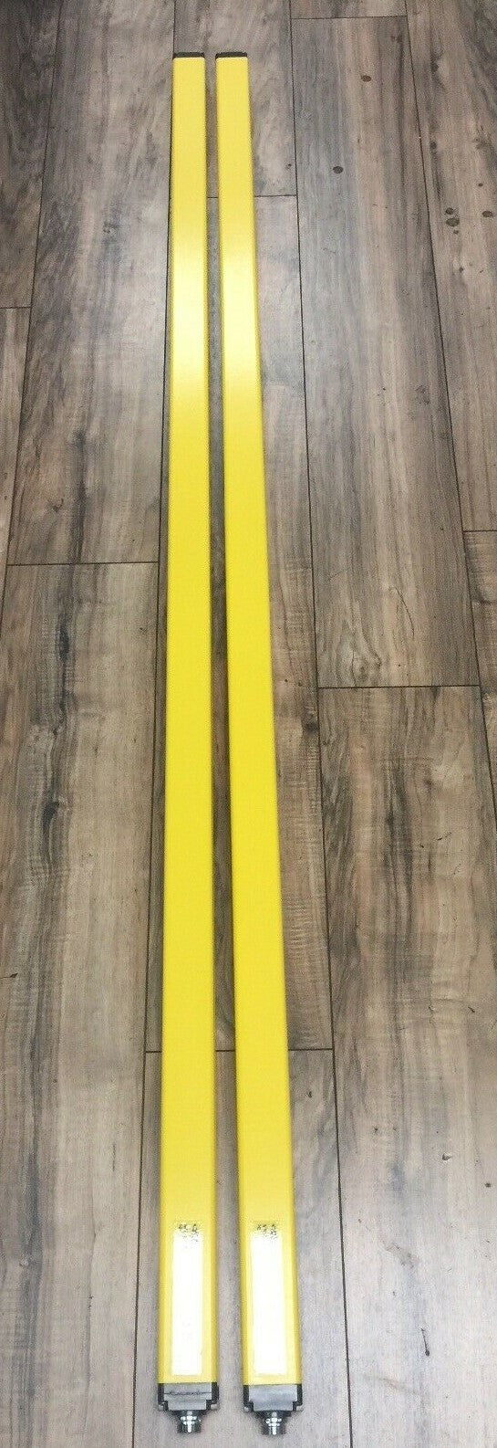 BANNER LONG RANGE LIGHT CURTAIN MSXLHDE7212Y EMITTER MSXLHDR7212Y RECEIVER 0