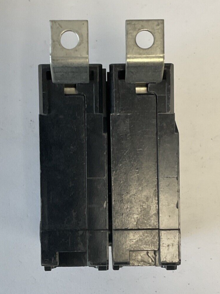 CUTLER HAMMER QBHW2030 CIRCUIT BREAKER 120/240VAC 2POLE4