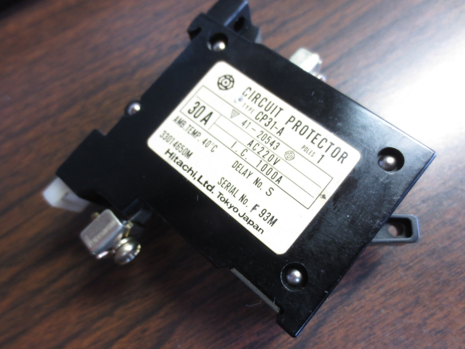 HITACHI CP31-A CIRCUIT PROTECTOR 30A 220VAC 1-POLE DELAY No. S3