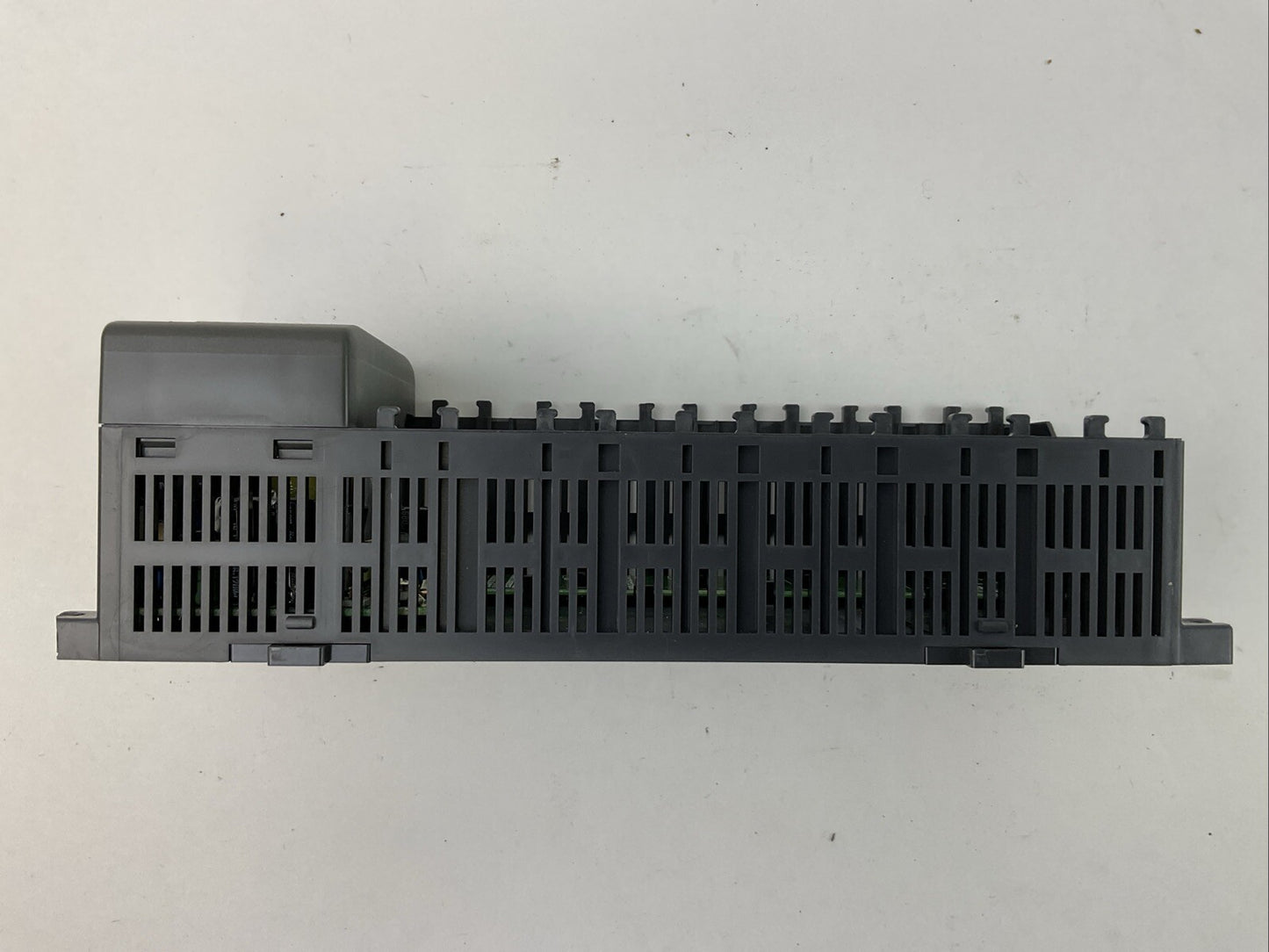 DIRECT 205 LOGIC KOYO D2-06B POWER SUPPLY 110/220VAC 6 SLOT RACK OUTPUT 24VDC4