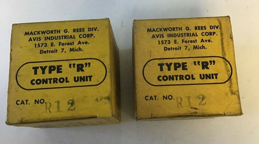 REES R12 PUSH BUTTON RED ****LOTOF2***0