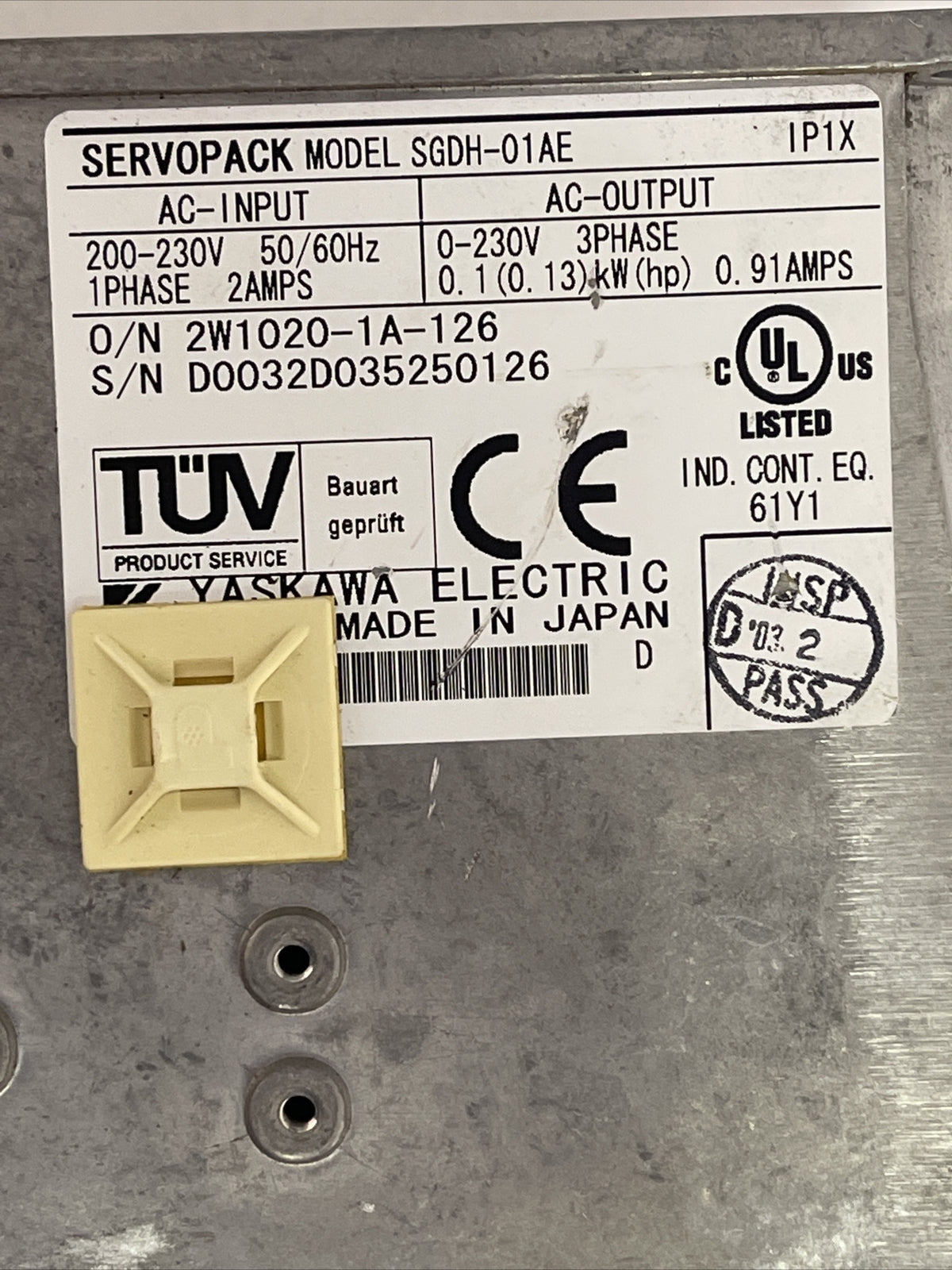 YASKAWA SGDH-01AE SERVOPACK OUTPUT 0-230VAC 3PH 0.91A INPUT 200-230VAC 2A 1PH1