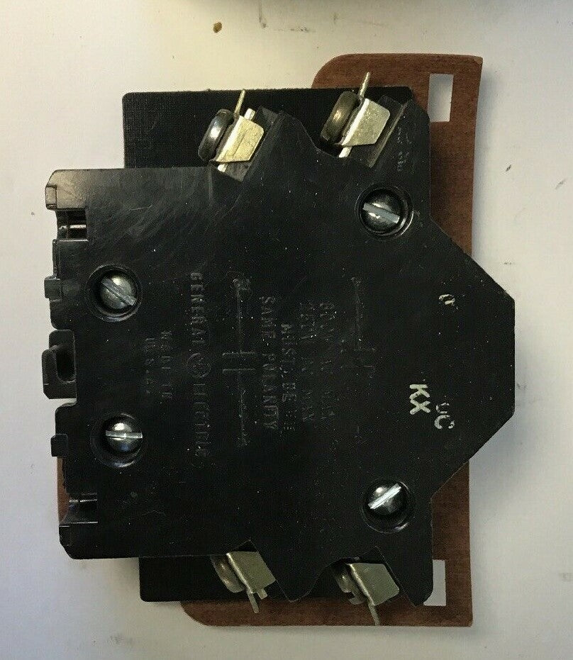 GENERAL ELECTRIC CR305X100C AUXILIARY CONTACT FOR SIZE 0 & 10