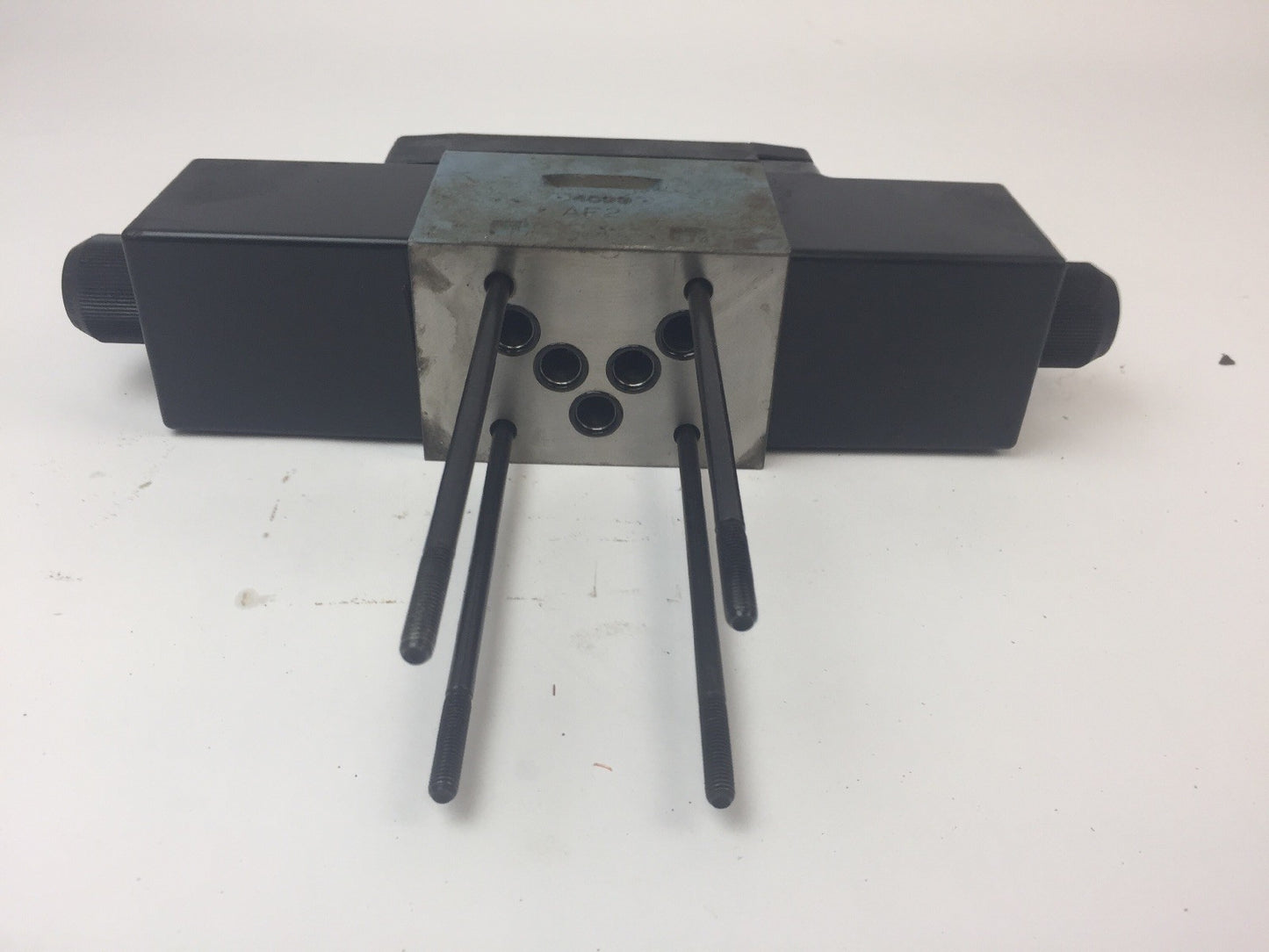 CONTINENTAL HYDRAULICS VSD05-3F-G5HB-70L-A VALVE 24VDC 44 WATTS 3