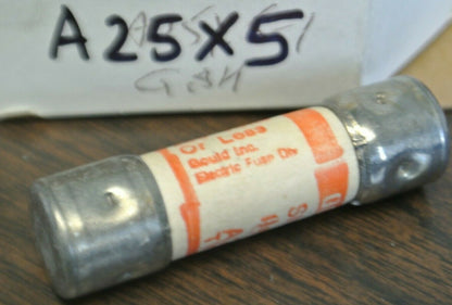 BOX of 10 / GOULD-SHAWMUT A25X5 AMP-TRAP® FUSE / 5A / 250V / NEW SURPLUS2