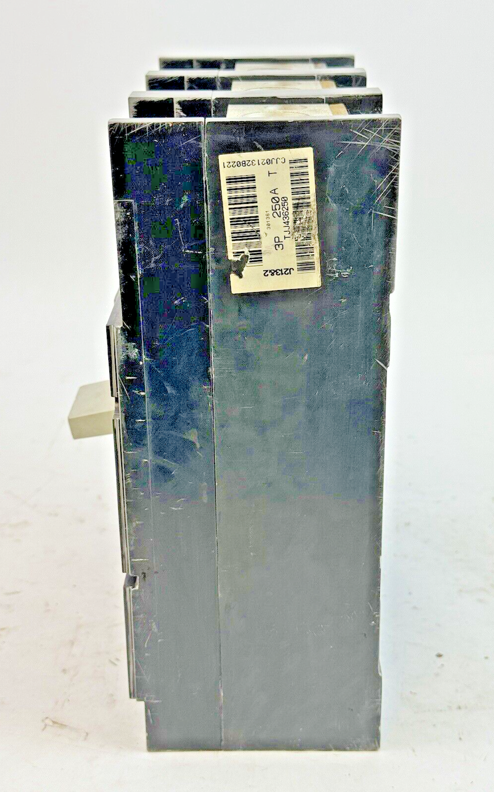 GE - TJJ436250 - IND. CIRCUIT BREAKER W/ 250A TRIP UNIT - 3 POLE/600 VAC/250A6