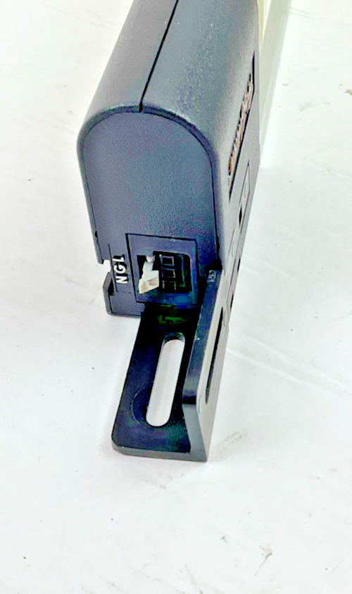 HOFFMAN LF120V15 INDUSTRIAL PANEL LIGHT 115VAC .13A 50/60HZ ***LOTOF2***7