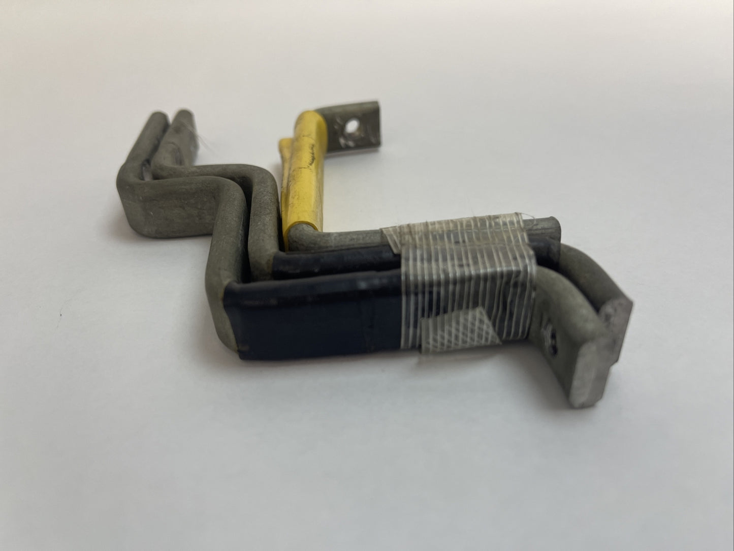 FEDERAL PACIFIC FPE KFDP3-2HOLE PANELBOARD MOUNTING HARDWARE 30/60/100A1