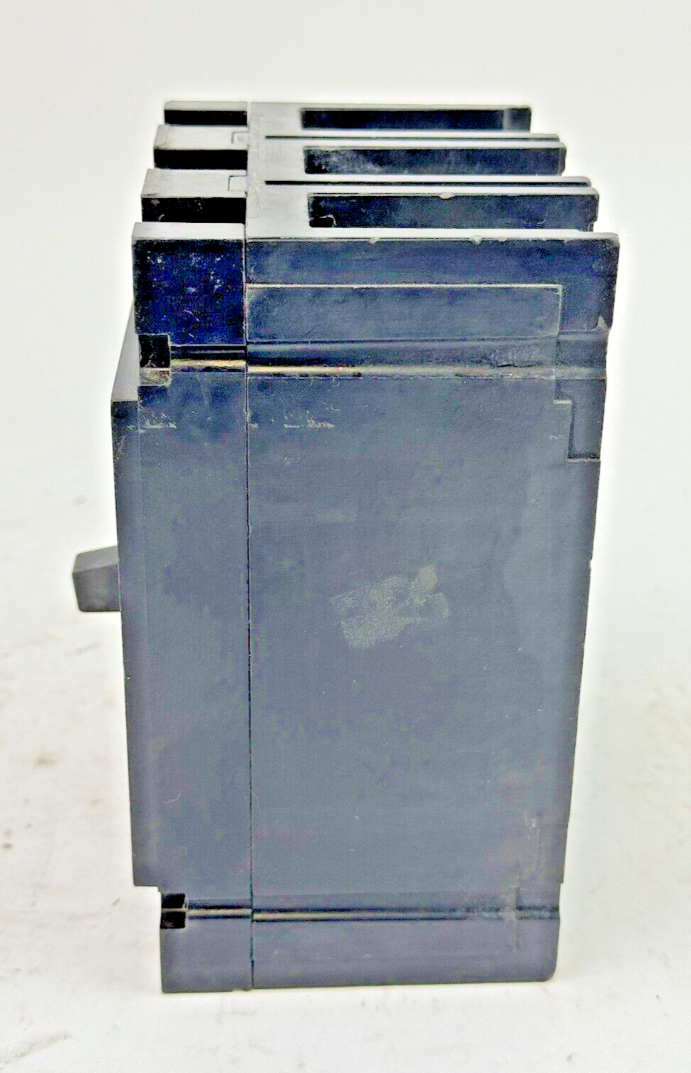 CUTLER-HAMMER / EATON - EHC3020 - CIRCUIT BREAKER - 20A/ 240 VAC/ 3 POLE4