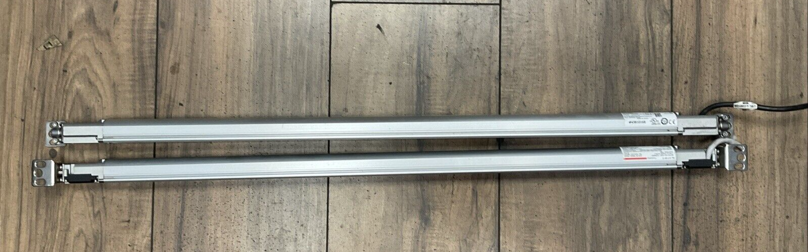 KEYENCE LIGHT CURTAIN SL-V71-R RECEIVER 24VDC SLV71-T TRANSMITTER 24VDC CLASS 24