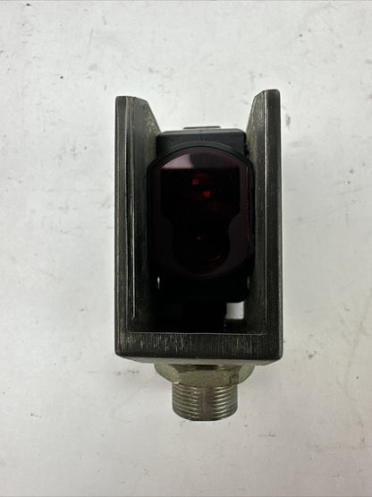 BANNER SMBQS30YL QS30FF600Q PHOTOELECTRIC SENSOT 10-30VDC2