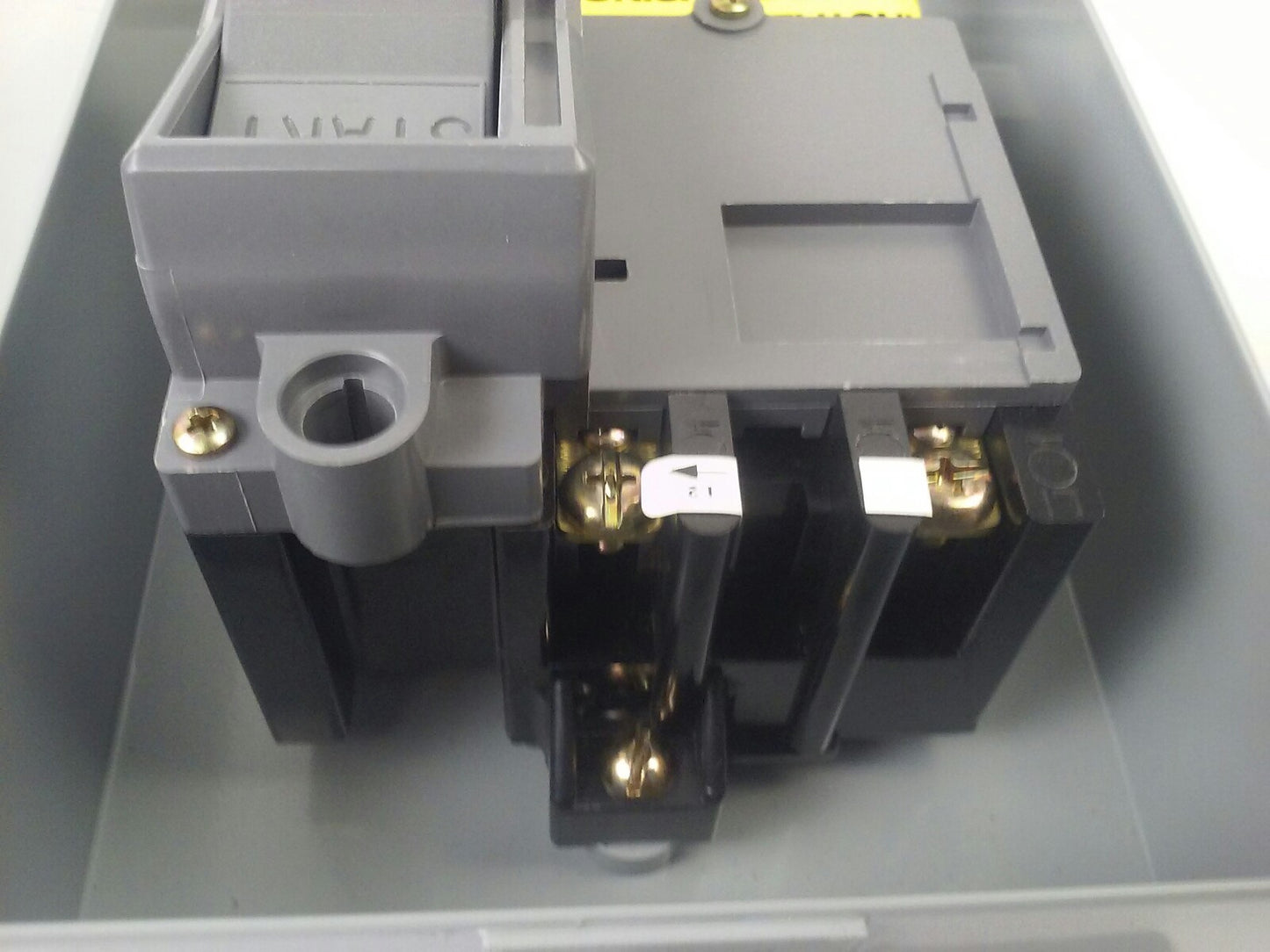 FURNAS 11DB20 MANUAL STARTER M-1 2POLES, 1PH 2HP 115V, 1PH 3HP 200-230V, NEMA 127