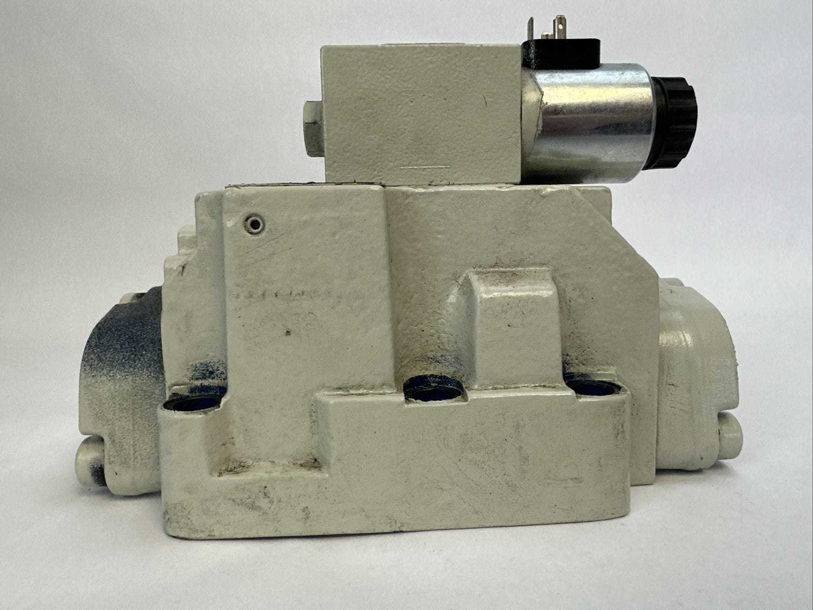 REXROTH R900937356 VALVE R9009150690