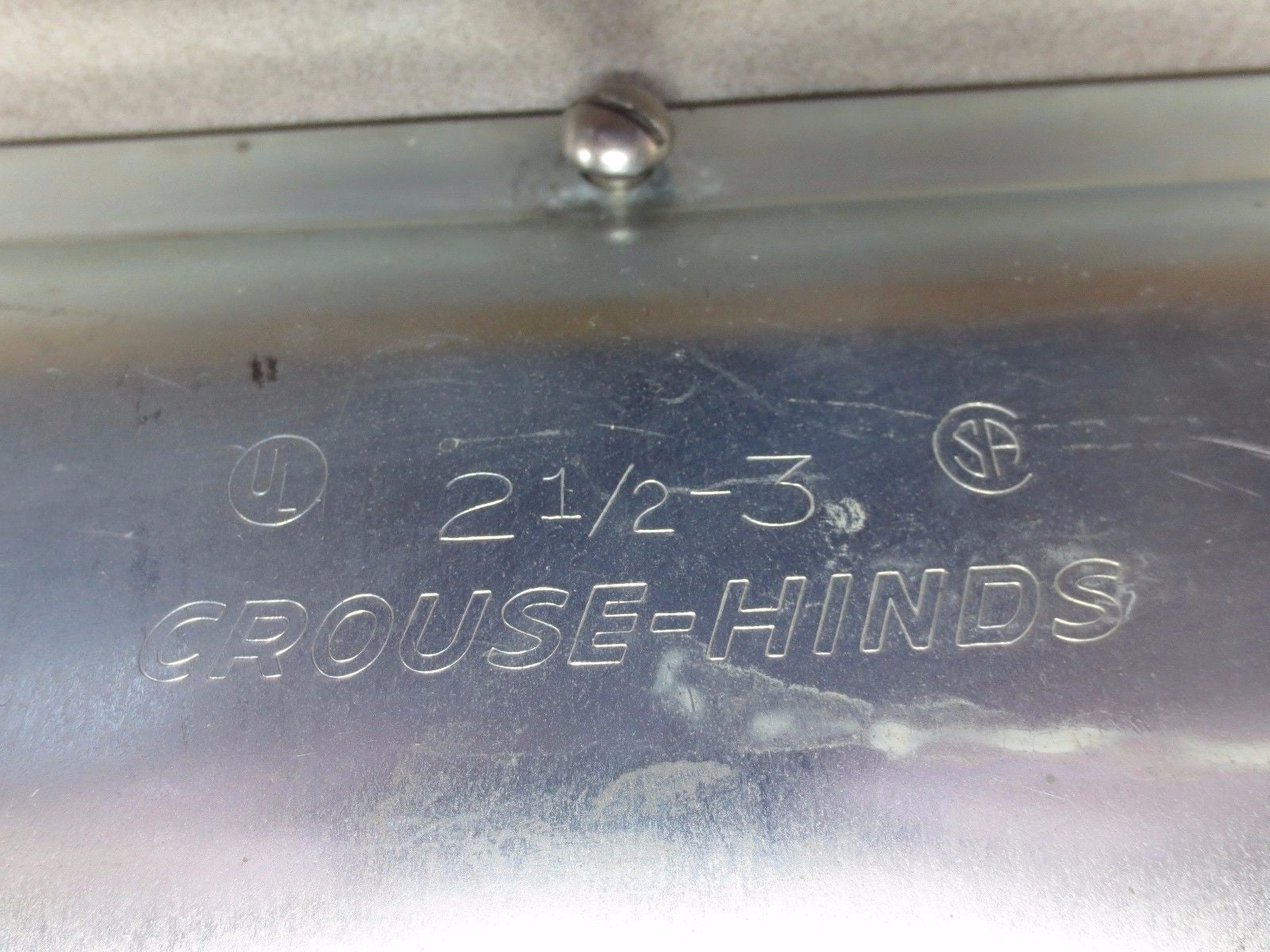 CROUSE-HINDS 3LB CONDULET 2-1/2"-3"1