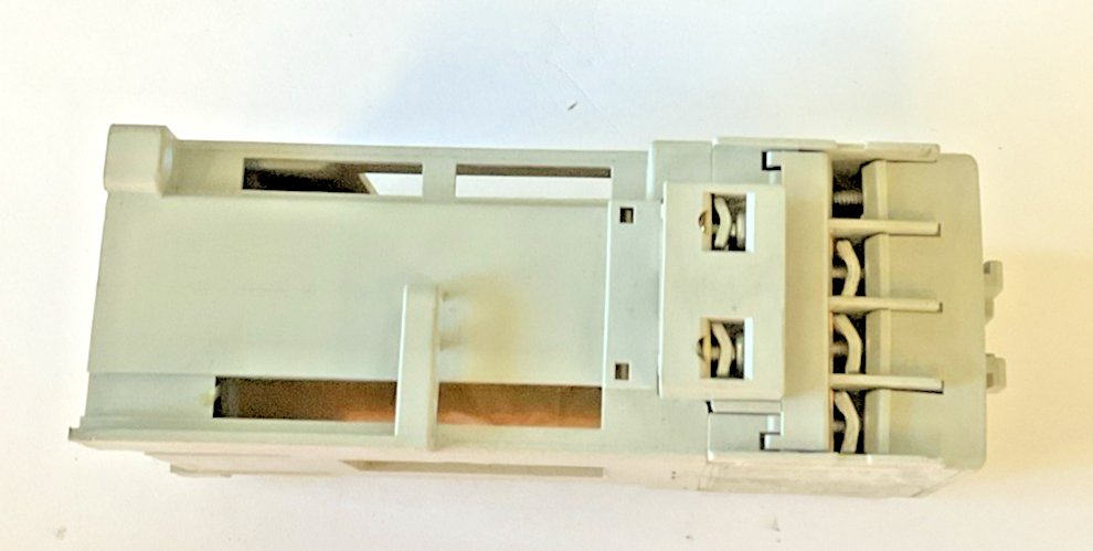 ALLEN BRADLEY 100-C23D*10 CONTACTOR SER.C 600VAC 30A6