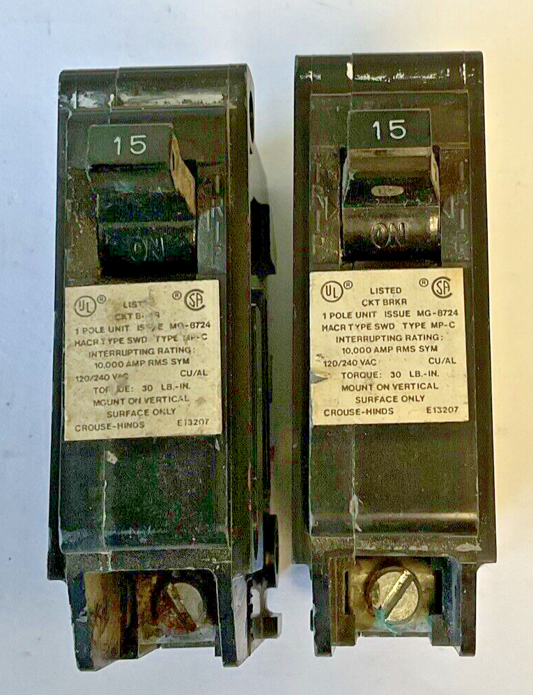 CROUSE-HINDS MP115 CIRCUIT BREAKER 15A 120/240VAC ***LOTOF2***0