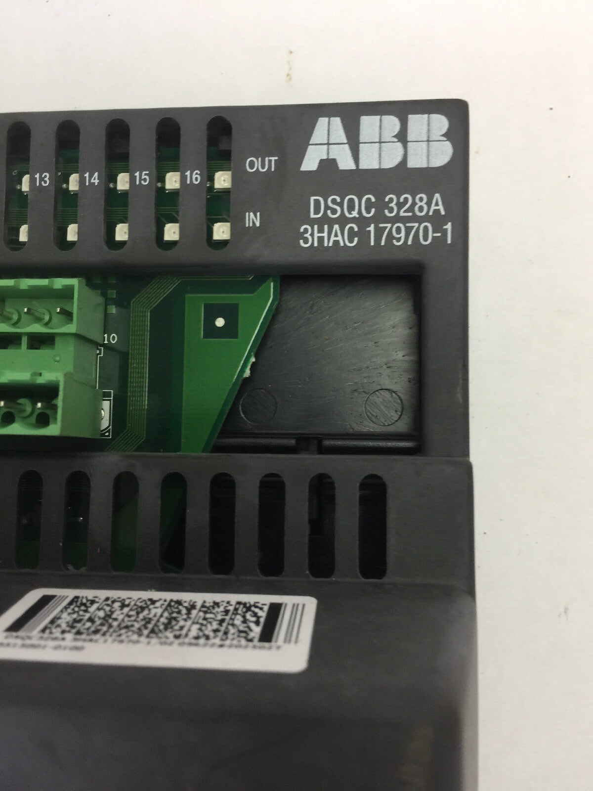 ABB DSQC 328A DIGITAL I/O MODULE 3HAC17970-11