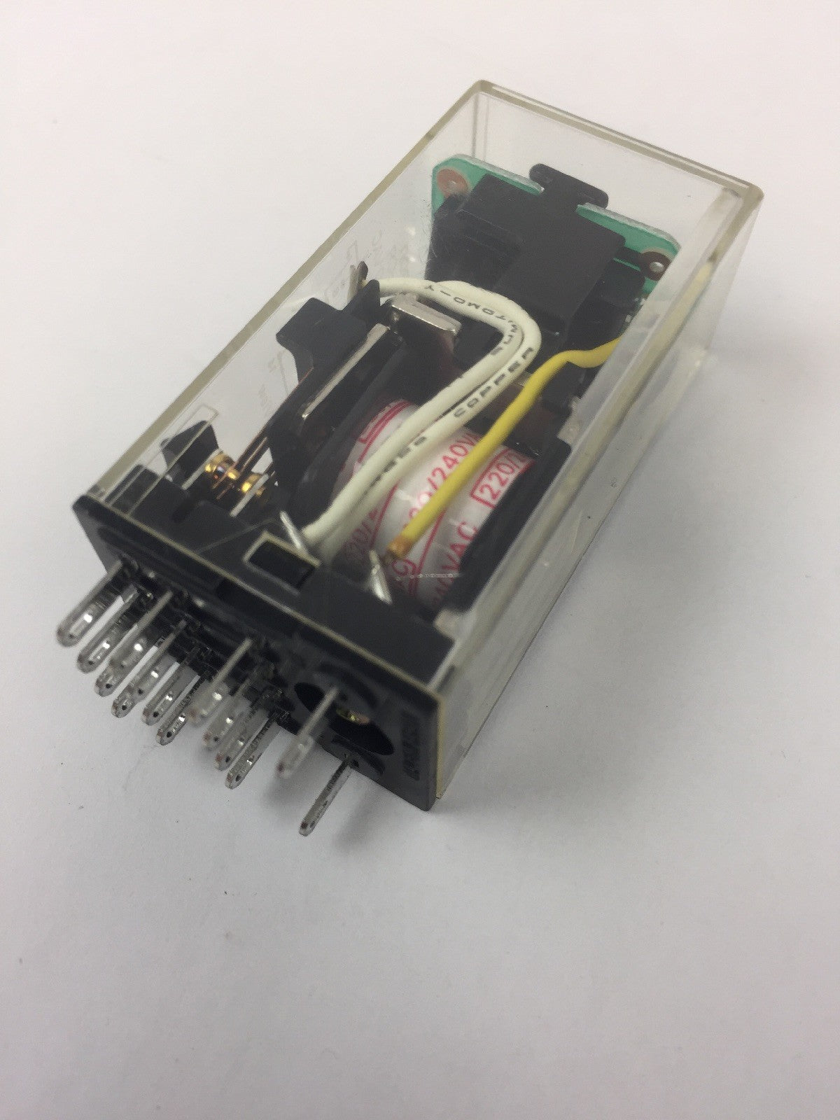 OMRON MY4Z-CR RELAY 220/240 VAC WITH OMRON PYF14A-E RELAY SOCKET7