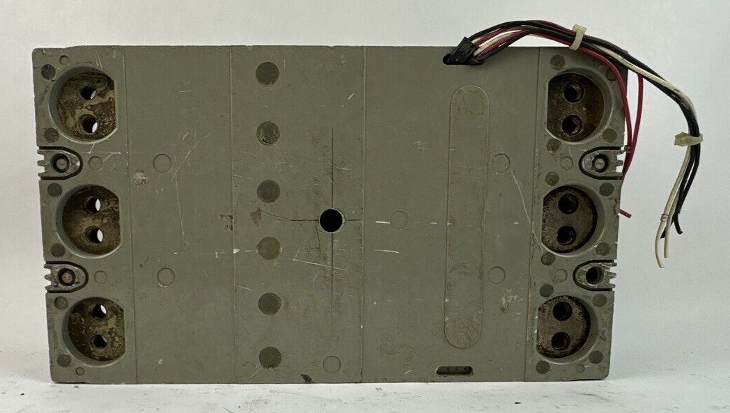 ITE HP3-F160 CIRCUIT BREAKER FRAME 600VAC 3POLE WITH 800A TRIP UNIT A02HP0R0 AUX7