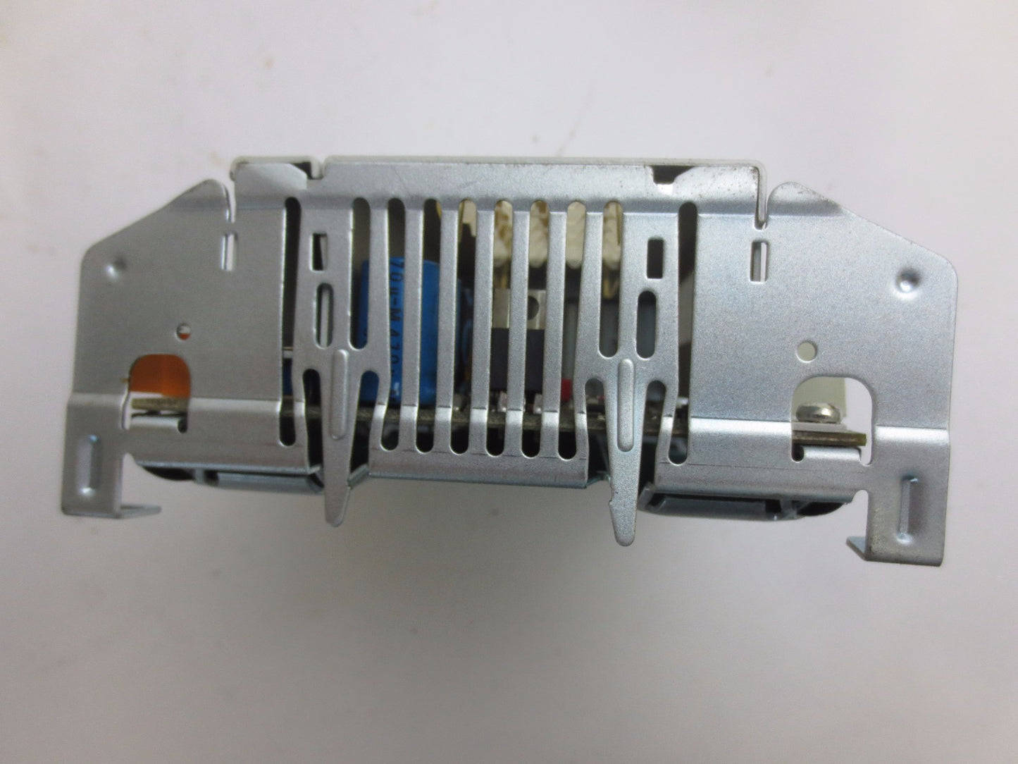 SIEMENS / LANDIS & STAEFA RKN8 UNIVERSAL VENTILATION CONTROLLER 24VAC, 4VA6