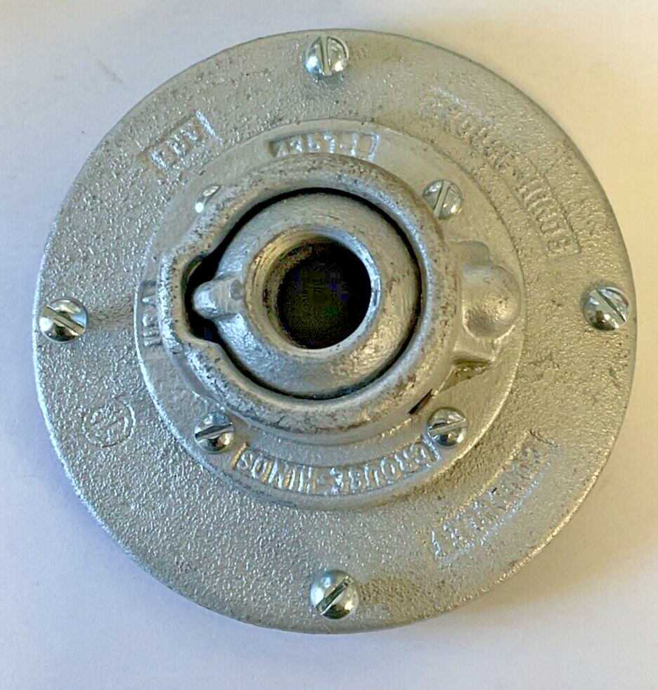 FIREYE 60-302 SWIVEL MOUNTING ADAPTER 1/2"2