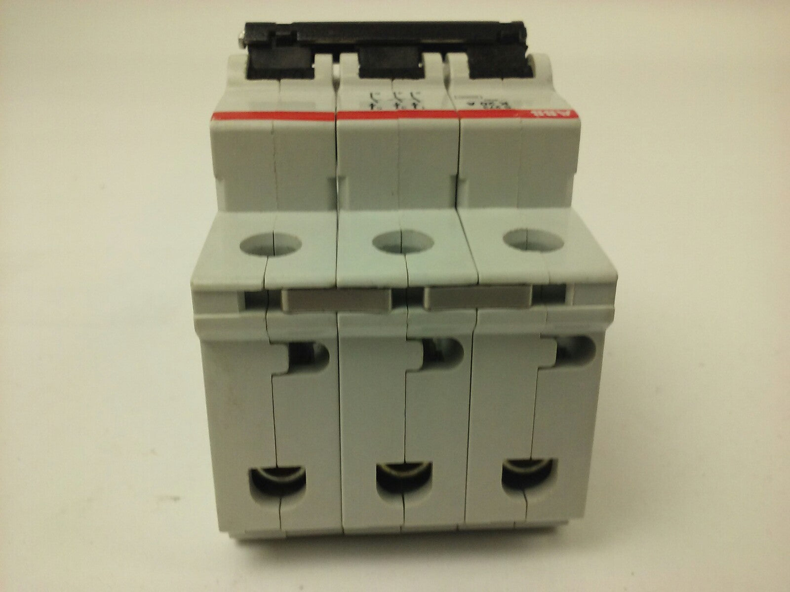 ABB, S273-K20A, CIRCUIT BREAKER, 3P, 277/480VAC, 10KA, 20A, VDE0660, NEW SURPLUS3