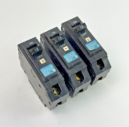 GE **LOT OF 3** THHQB1115 - CIRCUIT BREAKER - 1 POLE, 15 A, 240 VAC0