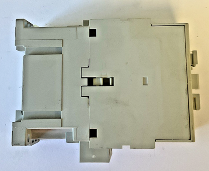 ALLEN BRADLEY 100-C30E*00 CONTACTOR SER.C 600VAC 55A1