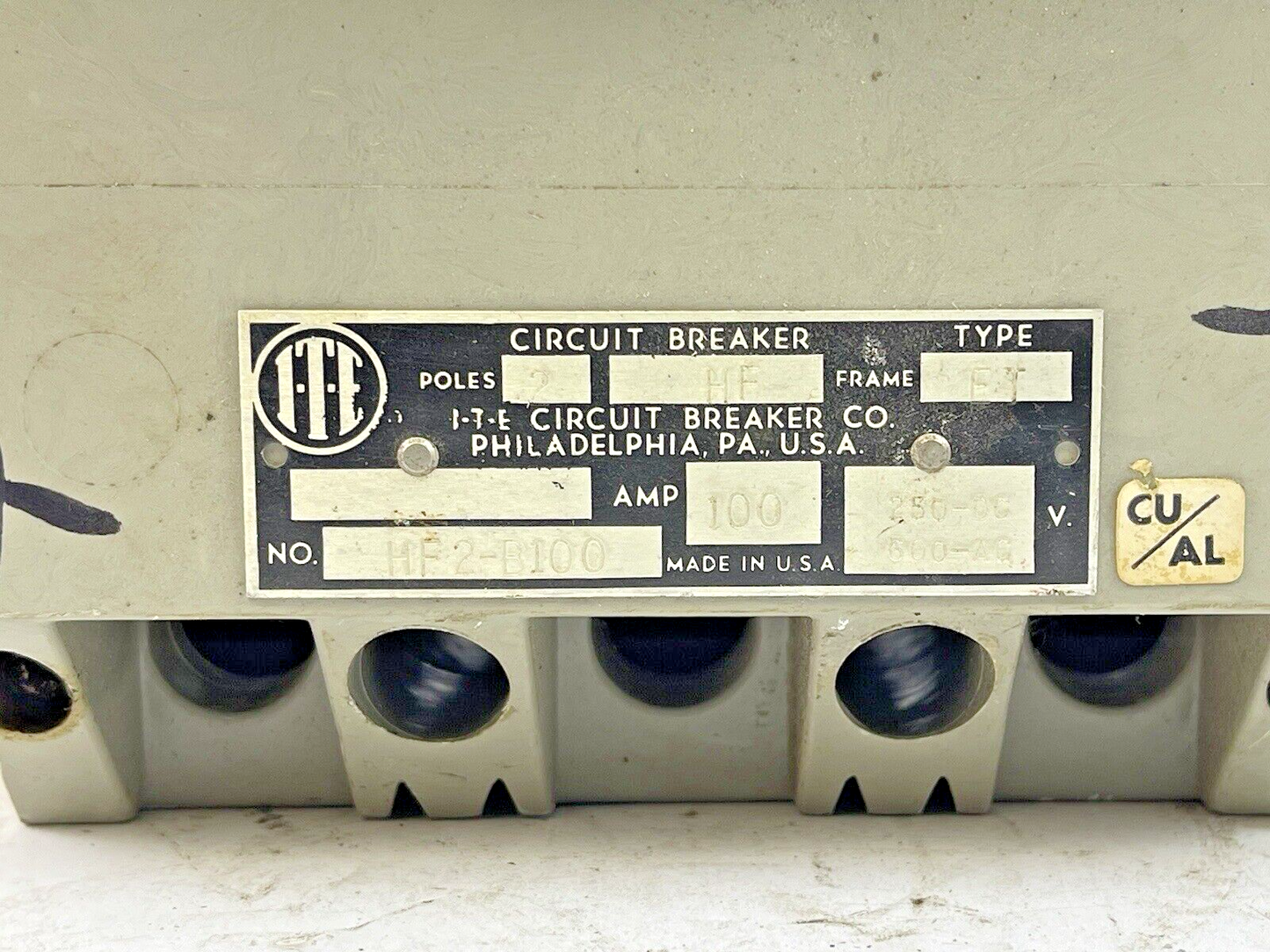 ITE / SIEMENS - HF2-B100 - CIRCUIT BREAKER - 100 AMP, 250 DC, 600 VAC, 2 POLE2