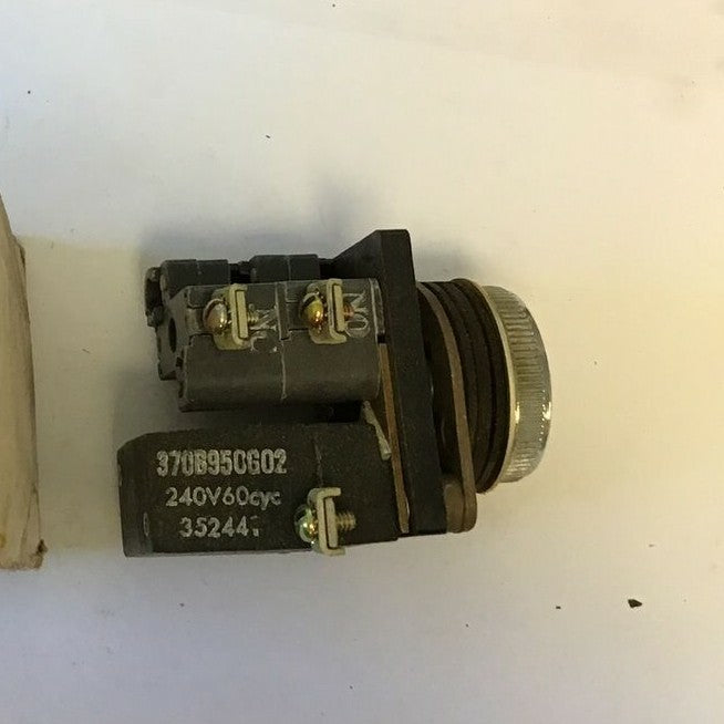 ITE H30PG PUSH TO TEST LIGHT BUTTON 240VAC 1