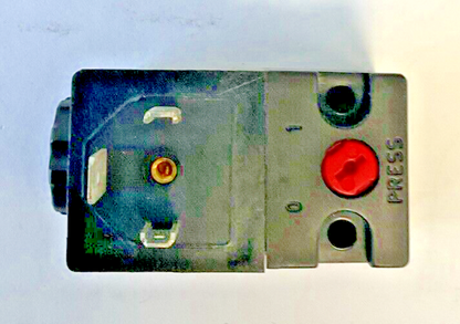 AVENTICS MH 13513 SOLENOID VALVE COIL 8-30-5 120VAC 60HZ 3.8VA ***LOTOF2***6