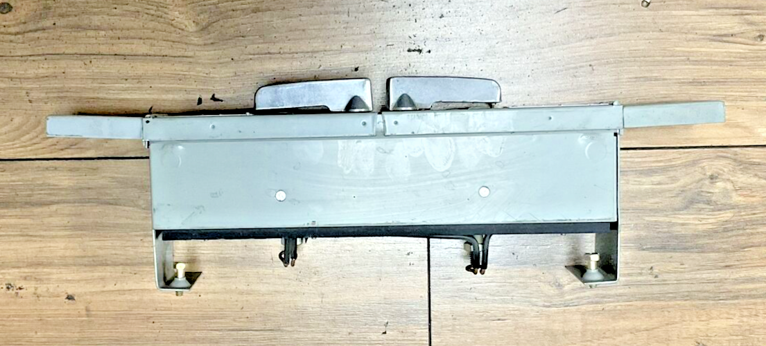 I-T-E V7A2211LR  VACU-BREAK FUSIBLE PANELBOARD SWITCH 250V, 30A9