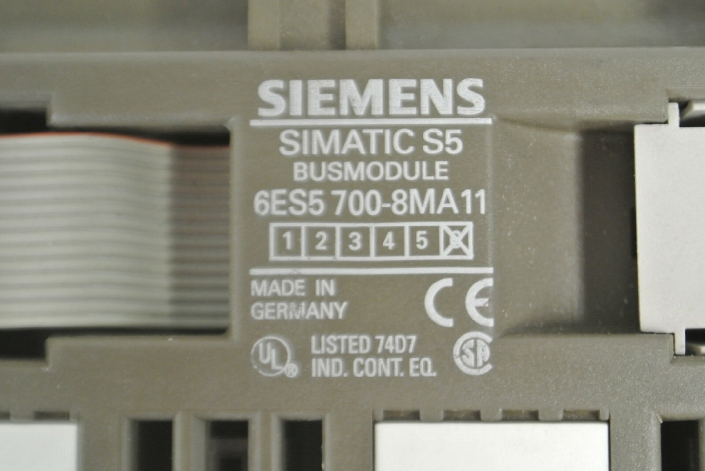 SIEMENS 6ES5 700-8MA11 SIMATIC S5 BUS MODULE 1
