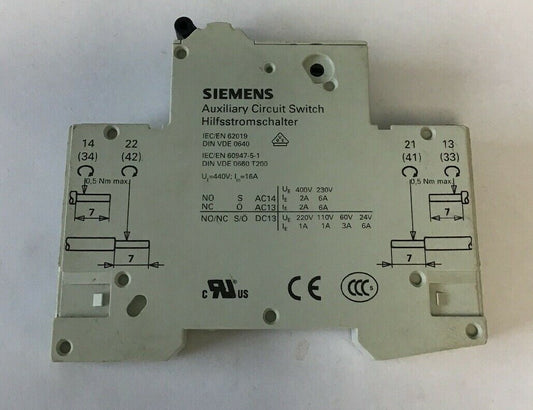 SIEMENS 5ST3010AS AUX. CIRCUIT SWITCH 400V/230V 6A***(LOTOF6)***0